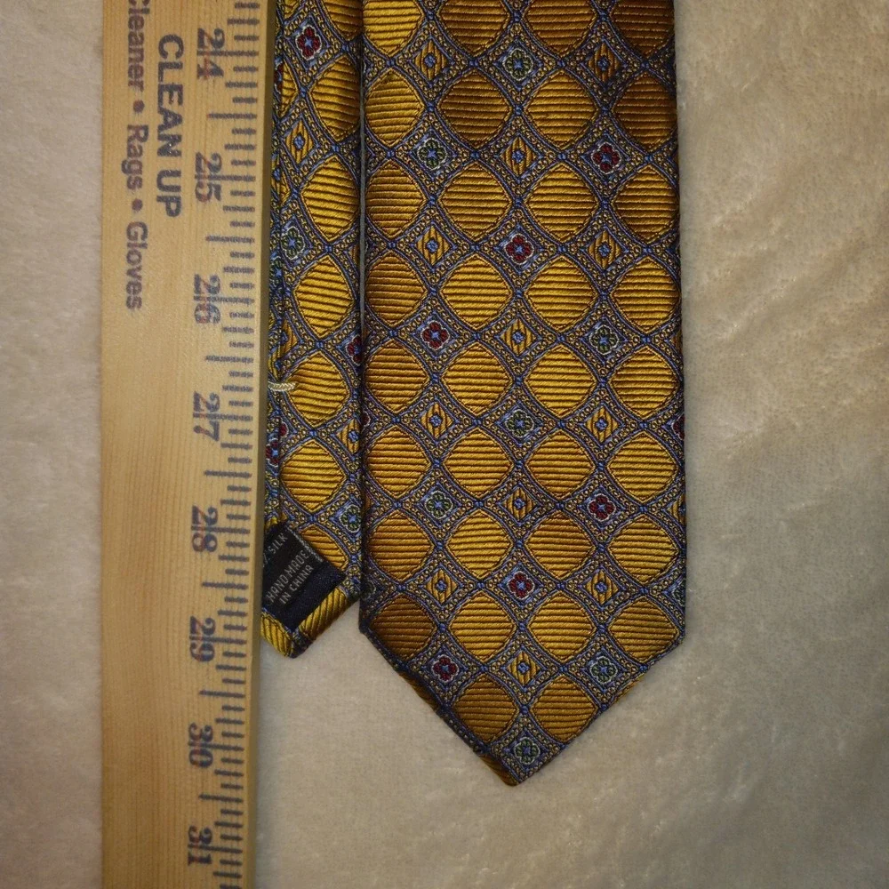 Joseph A. Bank Heritage Collection 100% Silk Tie Gold/Blue Geometric 59 X 3.00